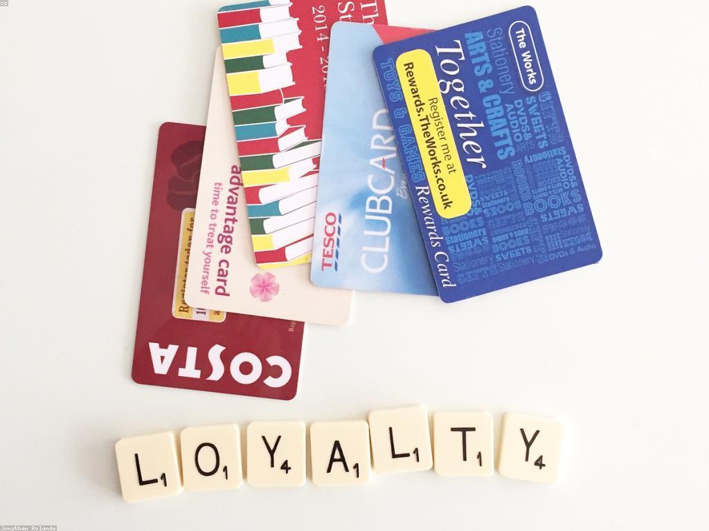 យុទ្ធសាស្ត្រស្លុតដើម្បីកសាងទំនាក់ទំនងអតិថិជន